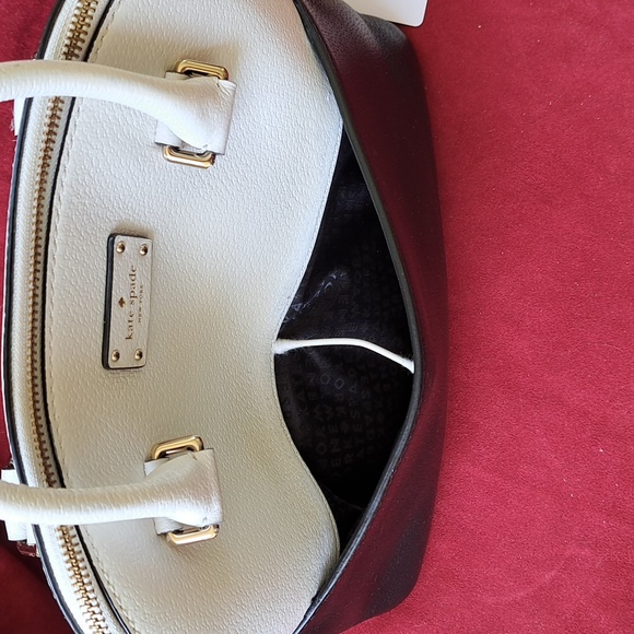 SOLD Kate Spade Soft White/ Black Pebble Leather Satchel/Crossbody EC - Picture 12 of 16